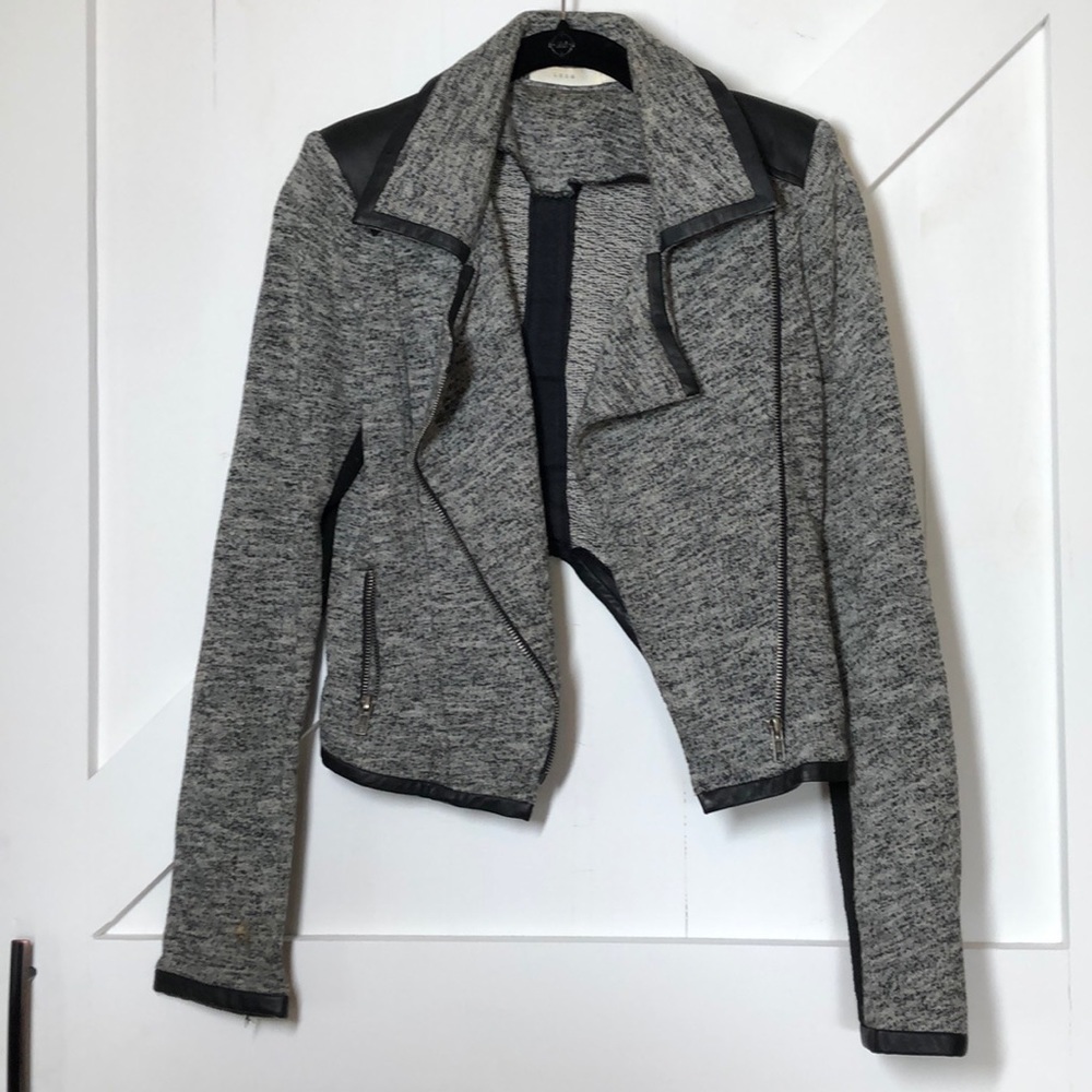 Cropped jacket!